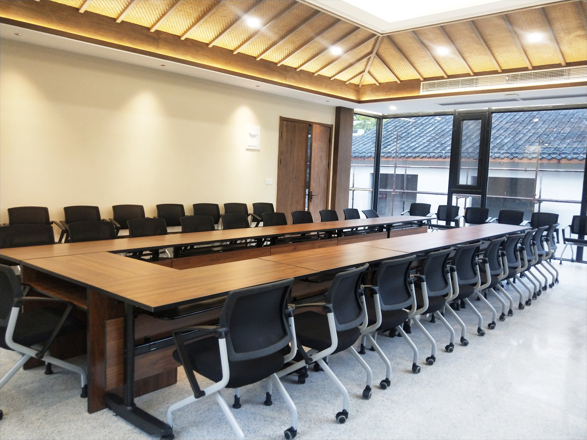 厵村整棟2900m2自然原木風(fēng)辦公樓裝修案例(圖11) 厵村整棟2900m2自然原木風(fēng)辦公樓裝修案例(圖11)