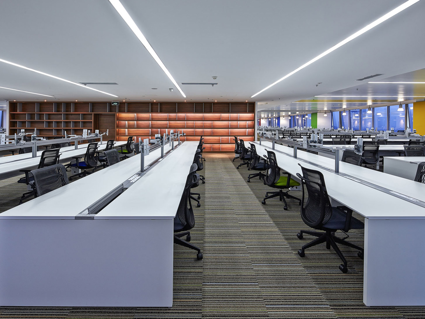 滁州1200㎡現(xiàn)代簡約辦公室裝修設計項目(圖3) 創(chuàng)意辦公 (10) 副本.jpg